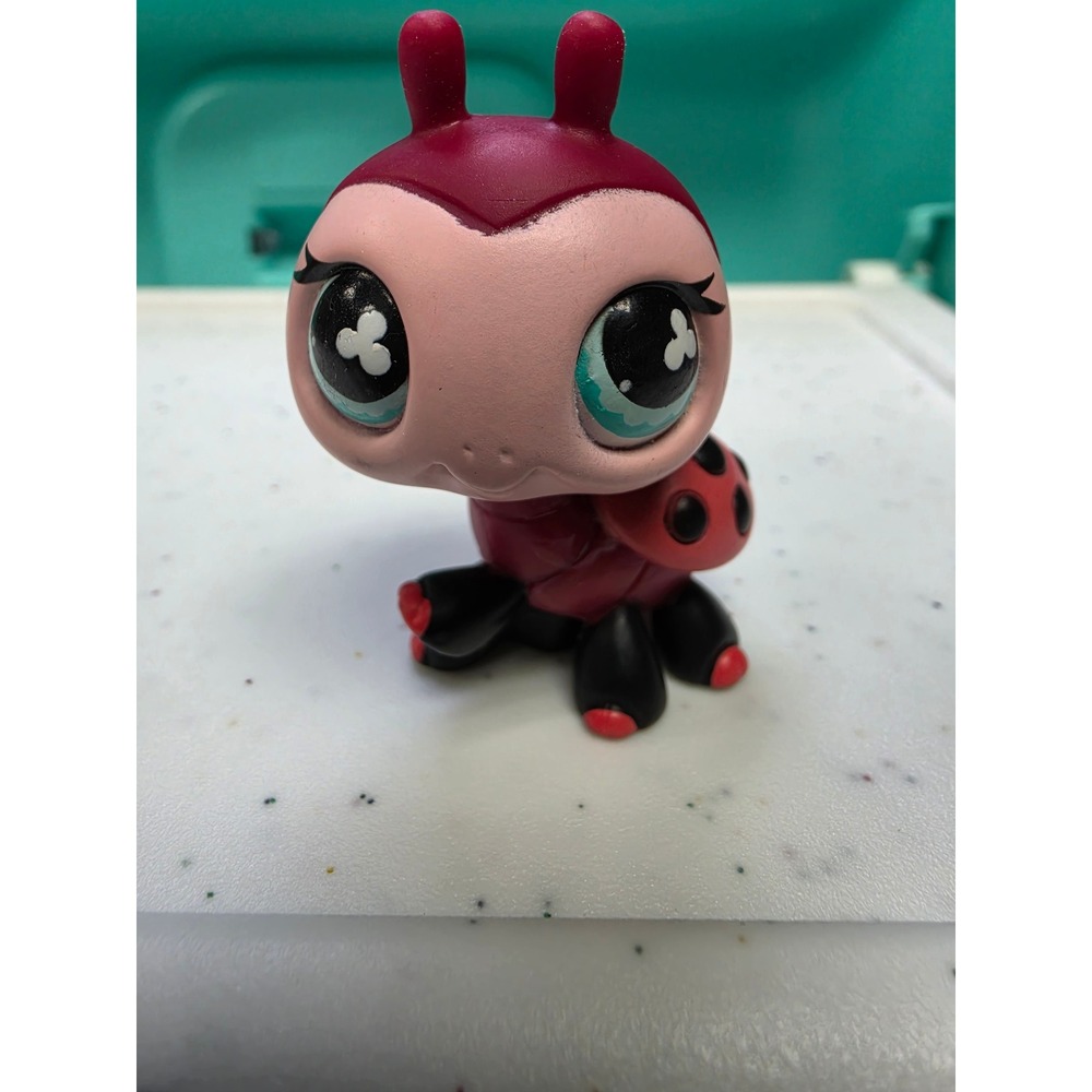 LPS Littlest Pet Shop Ladybug #629 Red and Black Collectable Figure Bug